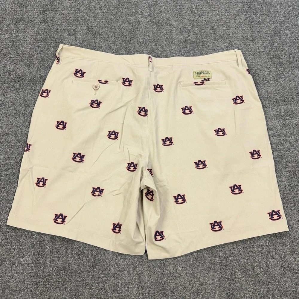Auburn Tigers Shorts Mens 44 Beige NCAA Football Fanpants All Over Logo Print